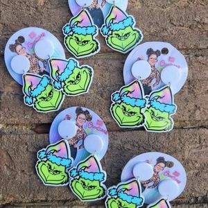 Xmas Grinch Earrings 💜
